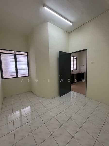 2-storey Terraced House for Sale in Anjung Bercham Indah (Ipoh) - Angie Wong - Interior - PropertyGuru.com.my
