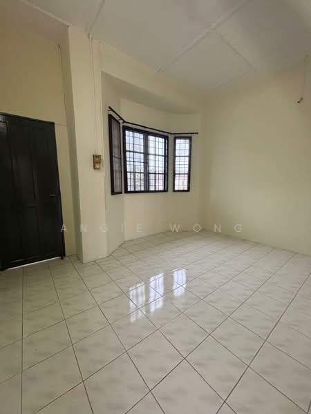 2-storey Terraced House for Sale in Anjung Bercham Indah (Ipoh) - Angie Wong - Interior - PropertyGuru.com.my