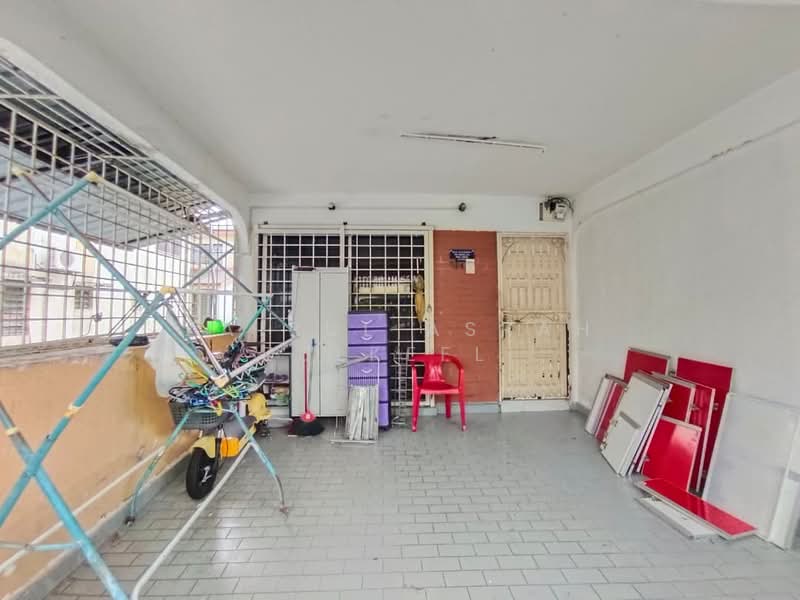 2-storey Terraced House for Sale in Ampang (Selangor) - Zairul Asrah Zulkefli - Balcony - PropertyGuru.com.my