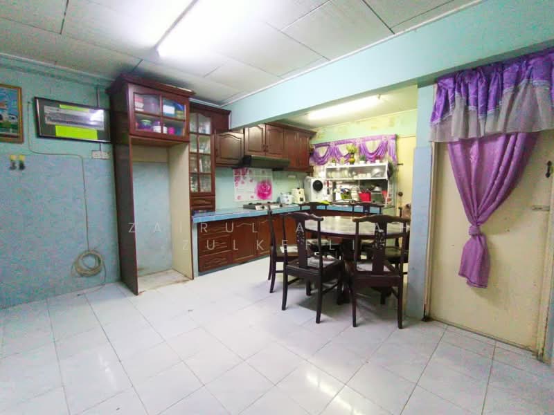 2-storey Terraced House for Sale in Ampang (Selangor) - Zairul Asrah Zulkefli - Kitchen - PropertyGuru.com.my