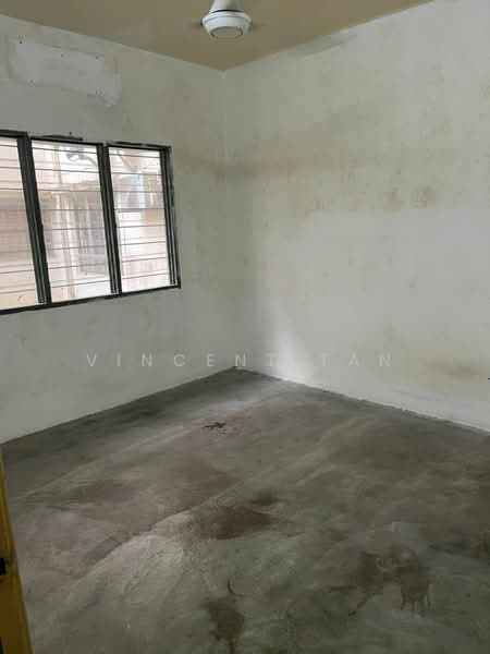 Flat for Rent at Azalea Court - Vincent Tan - Interior - PropertyGuru.com.my