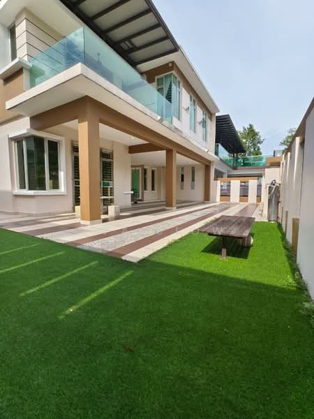 Rumah Berkembar untuk Dijual di Taman Nusa Bestari (Iskandar Puteri (Nusajaya)) - Eva Siow - Exterior - PropertyGuru.com.my