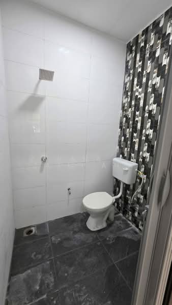 1-storey Terraced House for Sale in Taman Nilai Perdana (Nilai) - Zawana BT Zaidi Ana - Bathroom - PropertyGuru.com.my