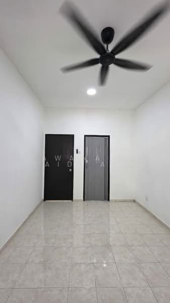 1-storey Terraced House for Sale in Taman Nilai Perdana (Nilai) - Zawana BT Zaidi Ana - Interior - PropertyGuru.com.my