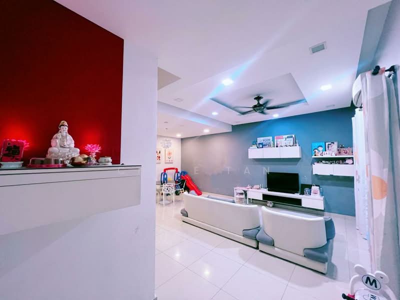 Rumah Teres 2 Tingkat untuk Dijual di Kemuning Utama (Shah Alam) - Chloe Tan - Living Room - PropertyGuru.com.my