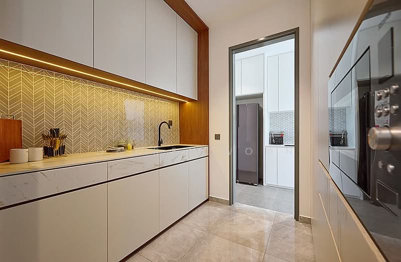 Cluster House for Sale in Permas Jaya (Johor) - Darren Woon - Kitchen - PropertyGuru.com.my