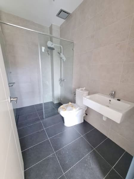 Rumah Teres 2.5-Tingkat untuk Dijual di Taman Nusaputra Timur (Puchong) - Evan Goh - Bathroom - PropertyGuru.com.my