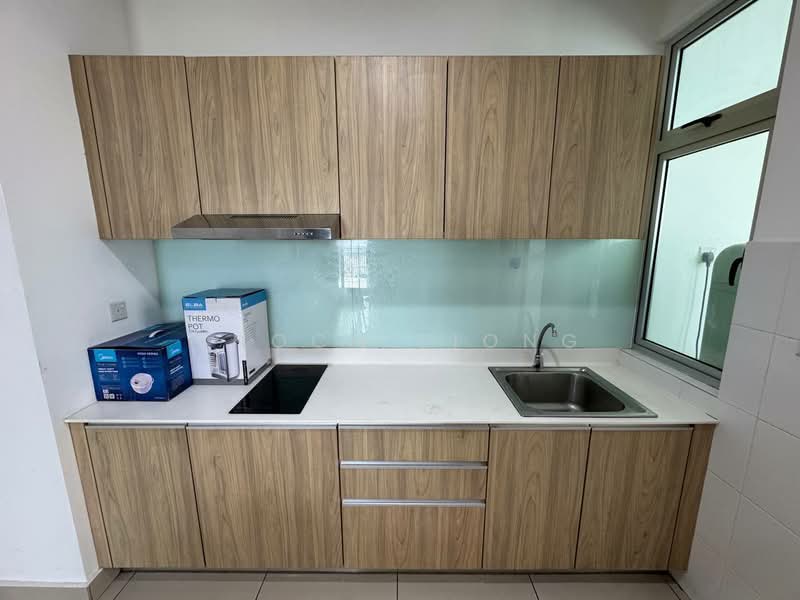 Service Residence for Rent at Meridin Bayvue Serviced Apartment - Enoch Liong - Kitchen - PropertyGuru.com.my