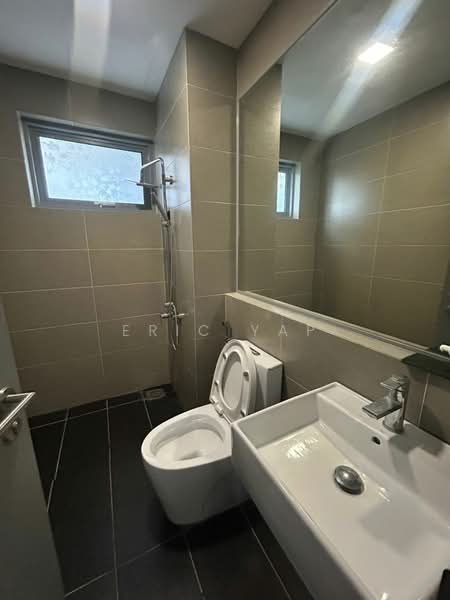 Condominium for Rent at Lakefront Residence - Eric Yap - Bathroom - PropertyGuru.com.my