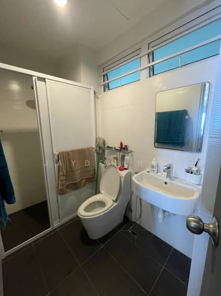 Service Residence for Sale at Twin Galaxy (Dwi Galaksi) - Jayden Neo - Bathroom - PropertyGuru.com.my