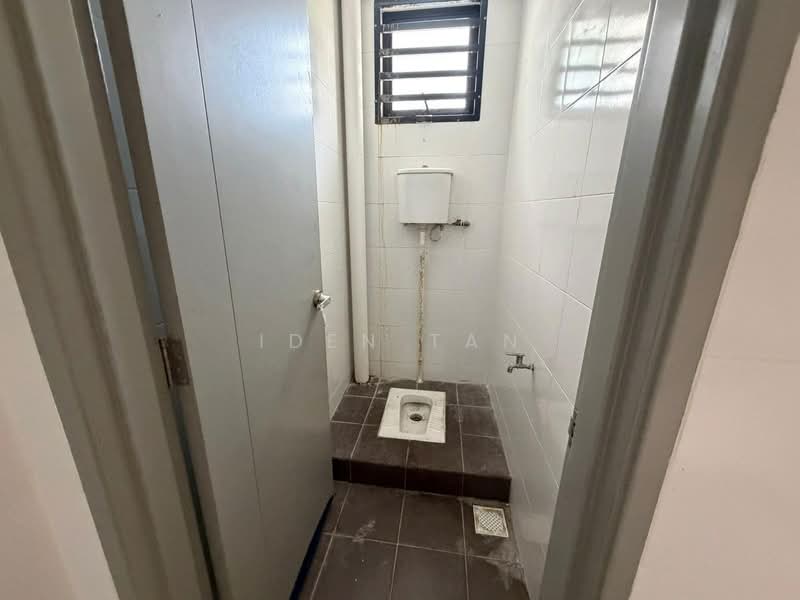 Shop / Office for Rent in Horizon Hills (Iskandar Puteri (Nusajaya)) - Iden Tan - Bathroom - PropertyGuru.com.my