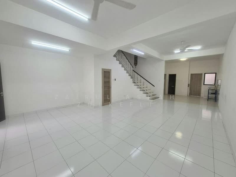 2-storey Terraced House for Sale in Bangi (Selangor) - Zairul Asrah Zulkefli - Living Room - PropertyGuru.com.my