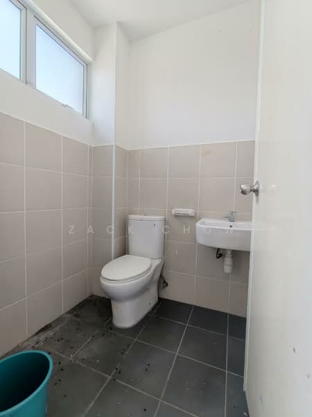 Rumah Teres 2 Tingkat untuk Dijual di Bandar Bistari Perdana (Pasir Gudang) - Zack Chow - Bathroom - PropertyGuru.com.my