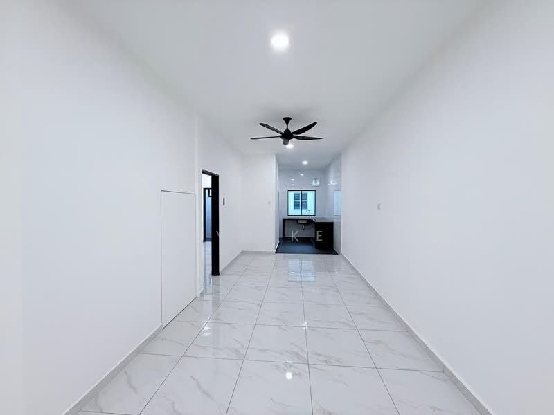 2-storey Terraced House for Sale in Nusantara Prima (Gelang Patah) - Kym Kee - Corridor - PropertyGuru.com.my