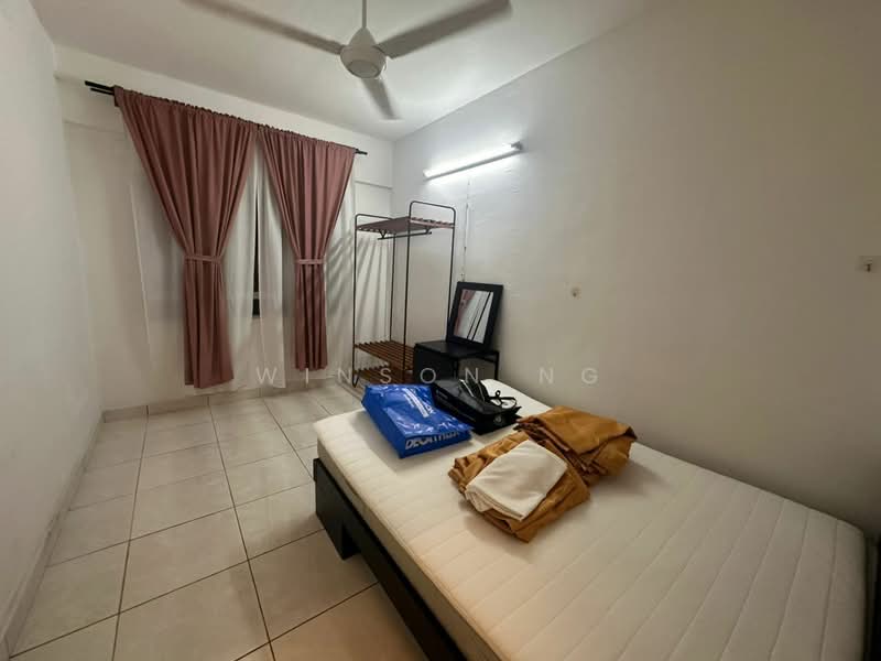 Kondominium untuk Disewa di Perdana View - Winson Ng - Bedroom - PropertyGuru.com.my