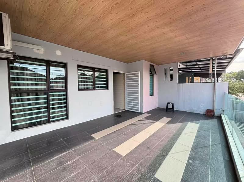 Rumah Teres 2 Tingkat untuk Dijual di Bandar Putra (Kulai) - Iden Tan - Exterior - PropertyGuru.com.my