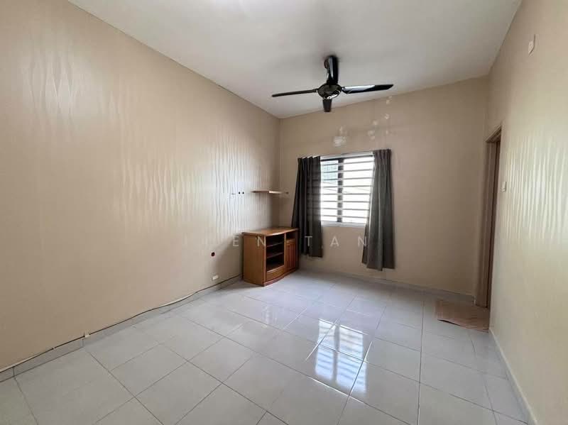 Rumah Teres 2 Tingkat untuk Dijual di Bandar Putra (Kulai) - Iden Tan - Interior - PropertyGuru.com.my