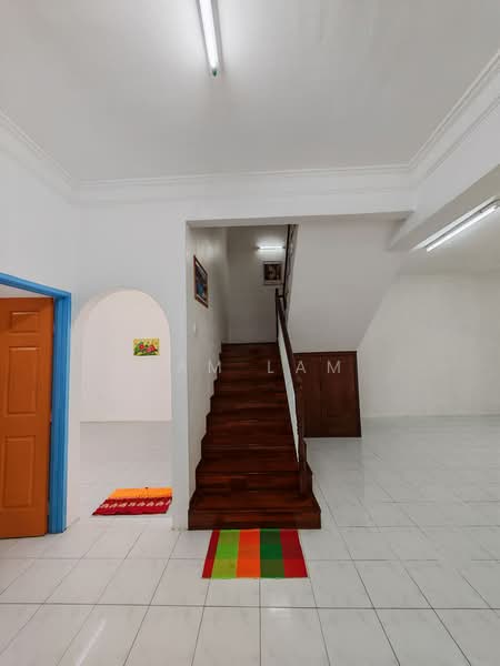 2-storey Terraced House for Sale in Bandar Baru Tambun (Tambun) - Sam Lam - Entrance - PropertyGuru.com.my