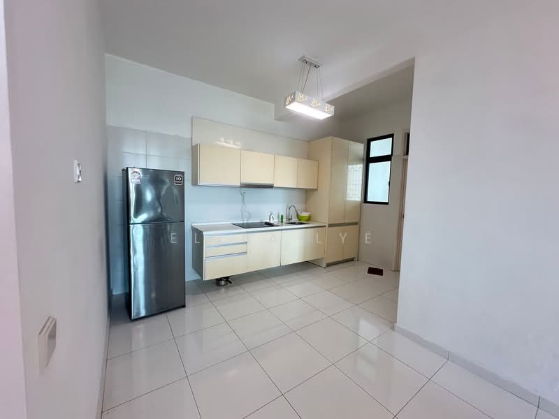 Service Residence for Sale at Sky Loft Premium Suites - Elena Lye - Kitchen - PropertyGuru.com.my