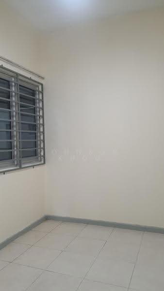 Pangsapuri untuk Dijual di Baiduri Court Apartment - Johnson Khoo - Bedroom - PropertyGuru.com.my