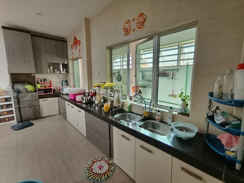 2-storey Terraced House for Sale in Taman Pengkalan Barat (Ipoh) - Sam Lam - Kitchen - PropertyGuru.com.my