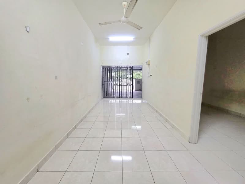 Rumah Teres 1 Tingkat untuk Dijual di Banting (Selangor) - Azmi . - PropertyGuru.com.my