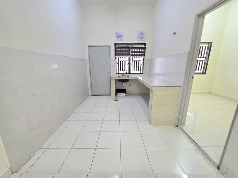 Rumah Teres 1 Tingkat untuk Dijual di Banting (Selangor) - Azmi . - PropertyGuru.com.my