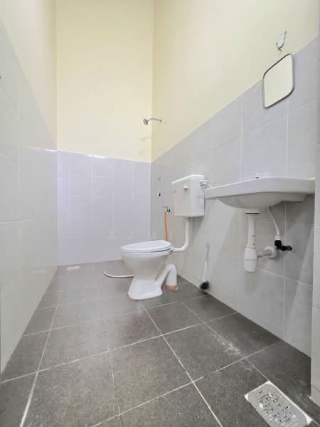 Rumah Teres 1 Tingkat untuk Dijual di Banting (Selangor) - Azmi . - PropertyGuru.com.my
