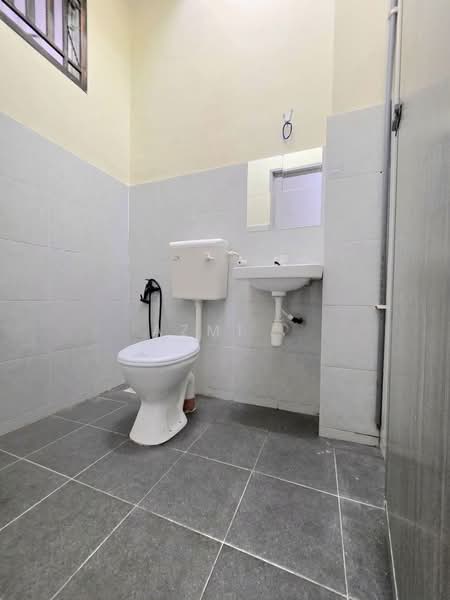 Rumah Teres 1 Tingkat untuk Dijual di Banting (Selangor) - Azmi . - PropertyGuru.com.my