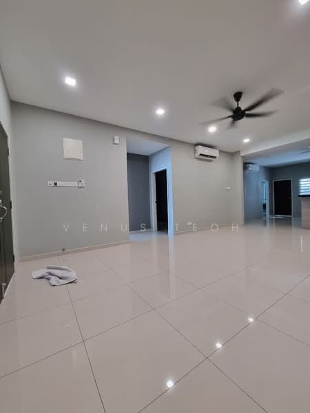 Rumah Berkembar untuk Dijual di Tanjung Bungah (Penang) - Venus Teoh - Living Room - PropertyGuru.com.my