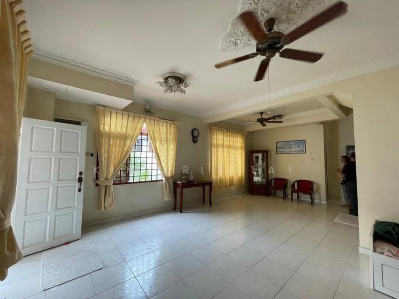 Kondominium untuk Dijual di Bay Point @ Country Garden Danga Bay - Kimberly Tay - Living Room - PropertyGuru.com.my