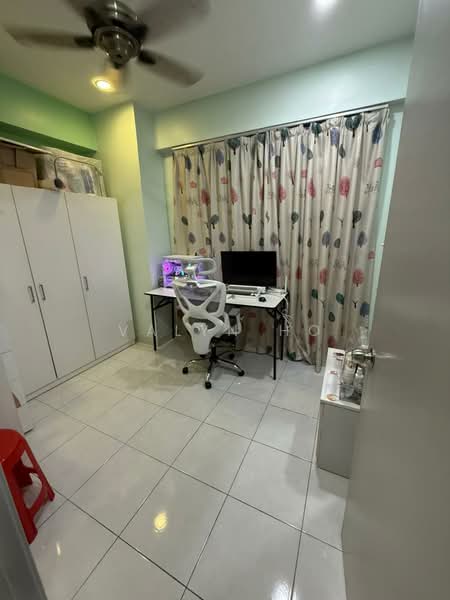 Servis Apartment untuk Disewa di Main Place Residence - Valyn Ho - Study - PropertyGuru.com.my