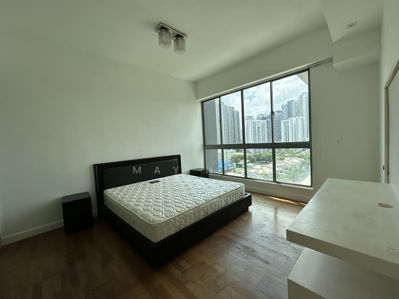 Service Residence for Sale at Gateway Kiaramas Residences - May Hwa - Bedroom - PropertyGuru.com.my
