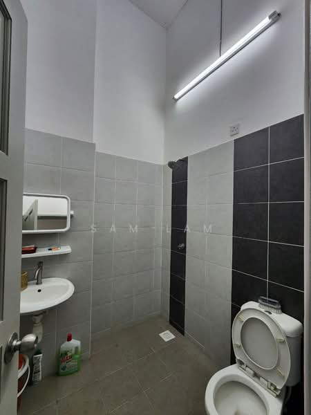 Rumah Teres 2 Tingkat untuk Dijual di Ipoh (Perak) - Sam Lam - Bathroom - PropertyGuru.com.my
