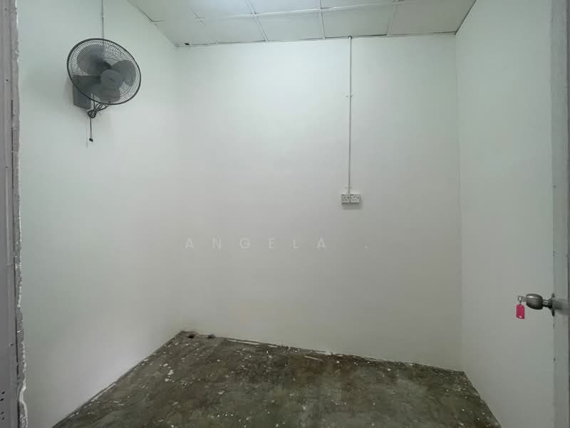 Kilang untuk Disewa di Jalan Klang Lama (Old Klang Road) (Kuala Lumpur) - Angela . - Interior - PropertyGuru.com.my