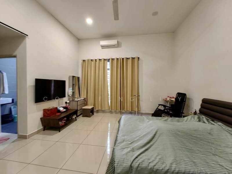2-storey Terraced House for Sale in Taman Seri Austin (Tebrau) - Coco Feng Lily - Bedroom - PropertyGuru.com.my