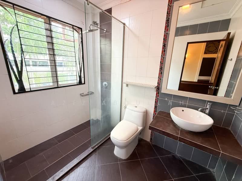Rumah Teres 2 Tingkat untuk Dijual di Taman Tun Dr Ismail (Kuala Lumpur) - Aziz Abdullah - Bathroom - PropertyGuru.com.my