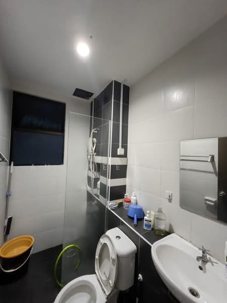Pangsapuri untuk Dijual di Seri Austin Residence (Pangsapuri Seri Austin) - Ang Wee Meng - Bathroom - PropertyGuru.com.my