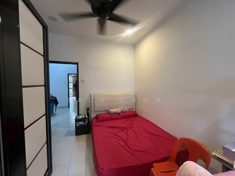 2-storey Terraced House for Sale in Bandar Tiram (Ulu Tiram) - Zack Chow - Bedroom - PropertyGuru.com.my