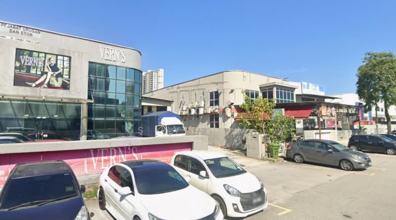 Semi-D Factory for Sale in Petaling Jaya (Selangor) - Sky Lim - Exterior - PropertyGuru.com.my