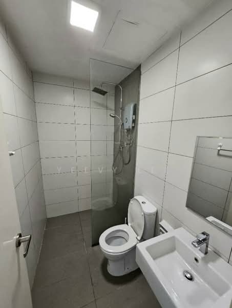 Service Residence for Rent at The Grand @ Kelana Damansara Suite - Yeevy Lee - Bathroom - PropertyGuru.com.my