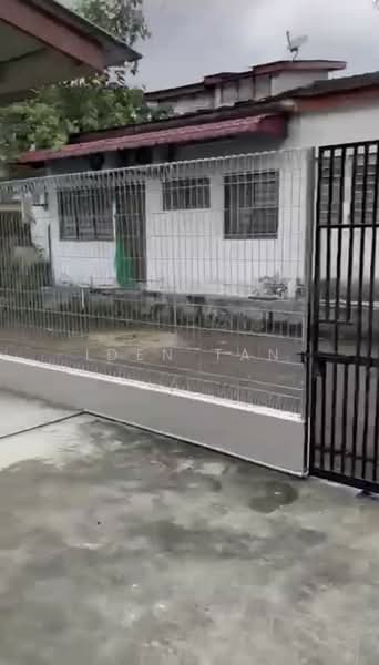 Rumah Teres 1 Tingkat untuk Dijual di Taman Sentosa (Johor Bahru) - Iden Tan - Exterior - PropertyGuru.com.my