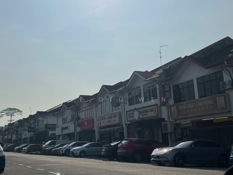 Shop for Rent in Taman Molek (Johor Bahru) - Lee Qiu Wen - PropertyGuru.com.my