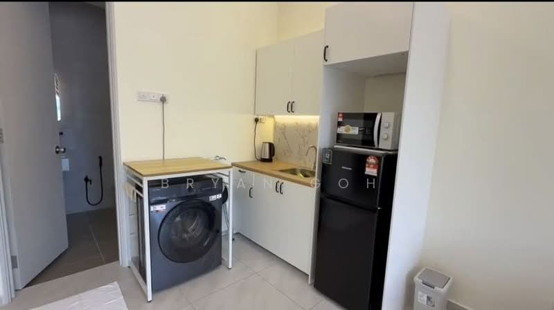 Service Residence for Rent at THE SENAI GARDEN (PANGSAPURI IMPIAN SENAI) - Bryan Goh - Kitchen - PropertyGuru.com.my