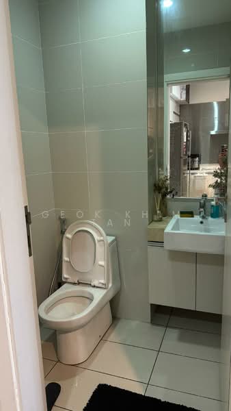 Service Residence for Sale at M City - Geok Khim Tan - Bathroom - PropertyGuru.com.my