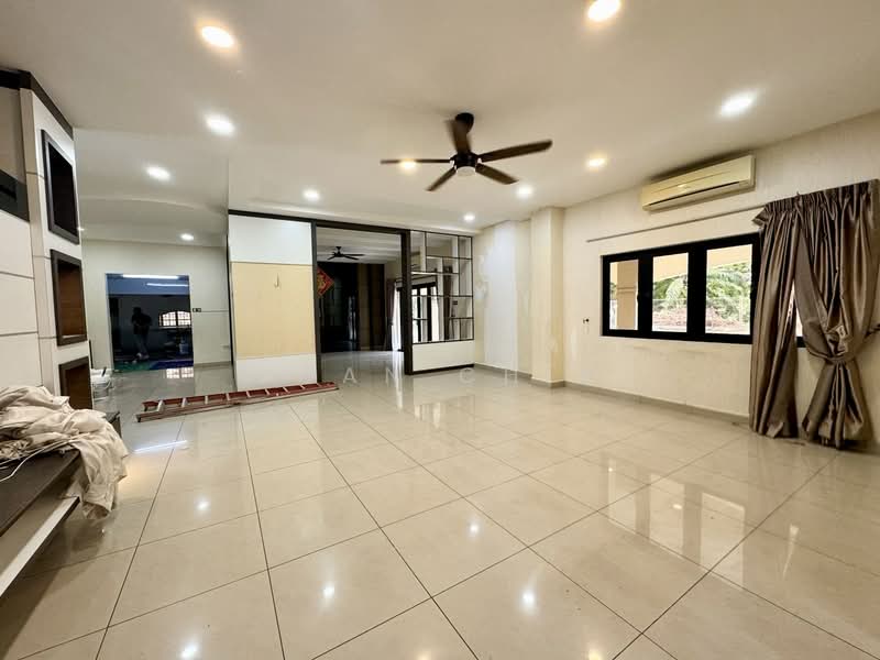 Untuk Dijual - Palm Villa Golf Resort Kulai @ Gate A