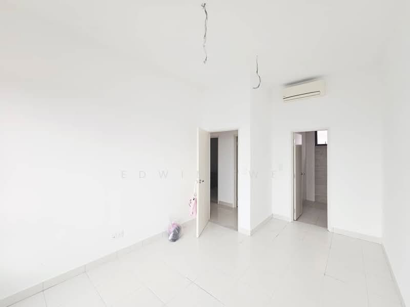 Kondominium untuk Disewa di ForestVille - Edwin Ewe - BEDROOM - PropertyGuru.com.my
