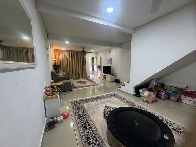 2-storey Terraced House for Sale in Taman Permata (Ulu Kelang) - Masnizah Arifin - Living Room - PropertyGuru.com.my