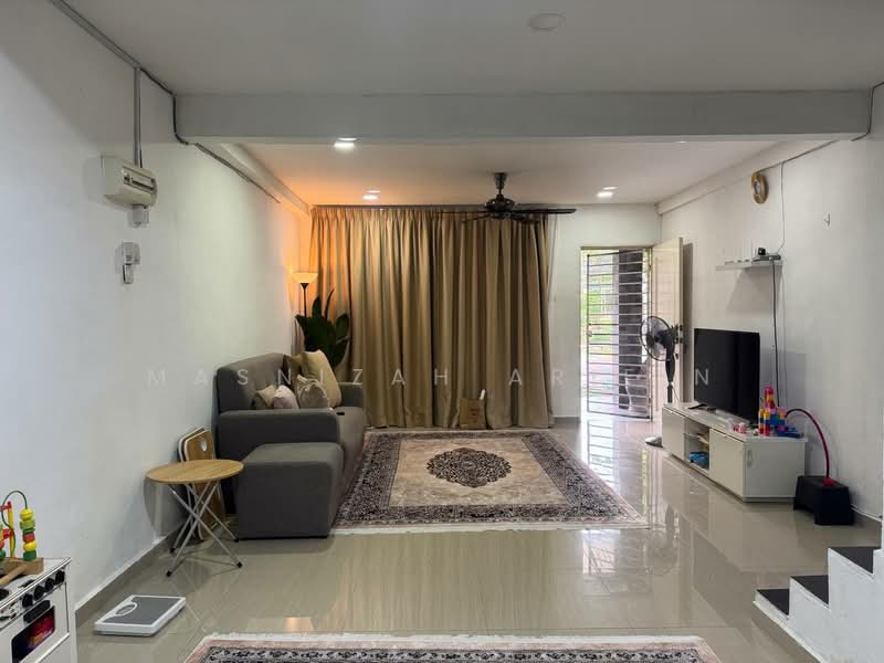 2-storey Terraced House for Sale in Taman Permata (Ulu Kelang) - Masnizah Arifin - Living Room - PropertyGuru.com.my