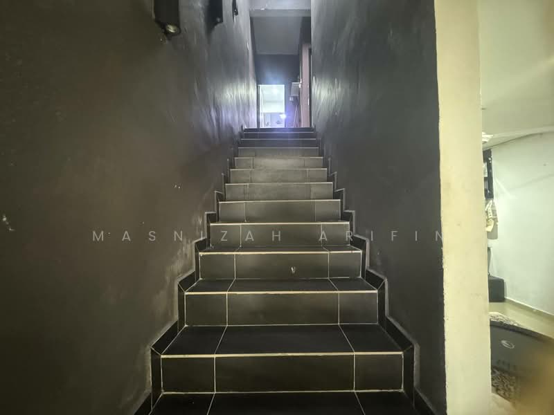 2-storey Terraced House for Sale in Taman Permata (Ulu Kelang) - Masnizah Arifin - Corridor - PropertyGuru.com.my
